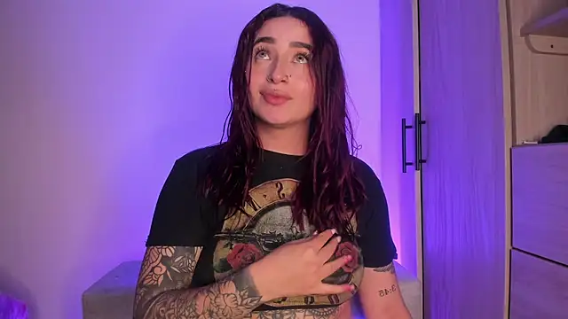 scarlett Collinss online show from February 10, 5:21 am