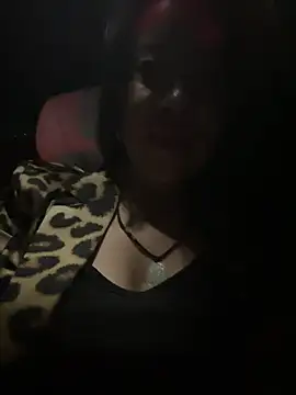 anna yngs online show from September 16, 2:58 pm