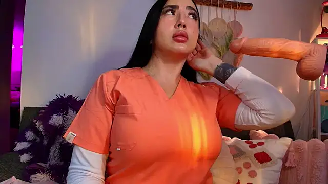 Claiborne Morris online show from March 25, 12:27 am