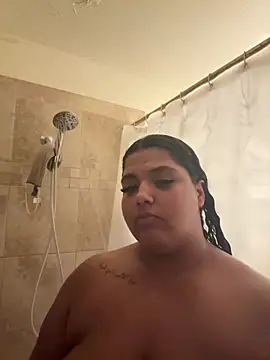 1n0nlythroat online show from October 7, 5:23 am