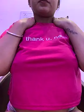 misharani00 online show from September 12, 1:39 am