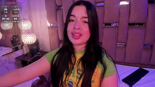 KateLee online show from April 12, 7:55 am