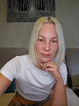 Sunny-Sin online show from September 16, 11:29 am