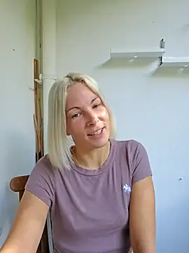 Sunny-Sin online show from September 14, 10:35 am