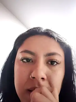 Megara 25 online show from November 27, 2:53 pm