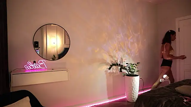 Katherinepinke online show from February 11, 7:04 pm