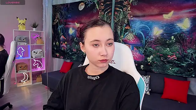 ClaraParks online show from October 14, 5:59 pm