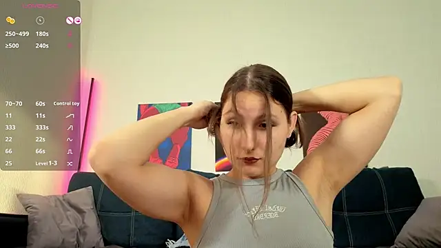 TrixiBell online show from September 25, 4:33 am