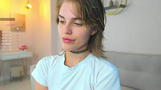 EleneButton online show from September 10, 1:49 am