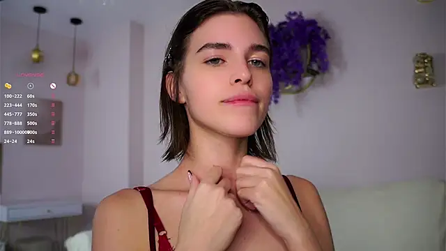 EleneButton online show from December 17, 1:11 am