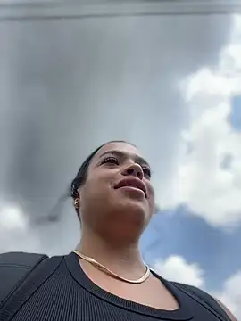 JuanitaMore01 online show from February 9, 7:27 pm