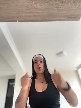 JuanitaMore01 online show from November 18, 8:10 pm