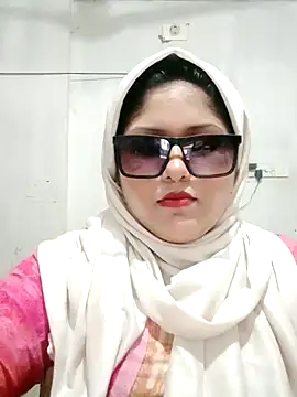Nusrat-N online show from March 25, 2:31 pm