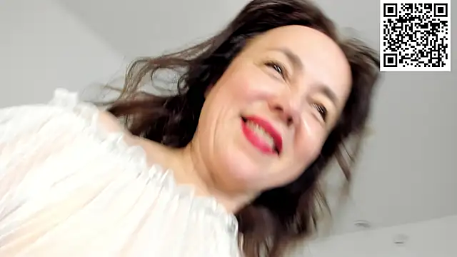 Kira Adler online show from September 24, 12:31 am