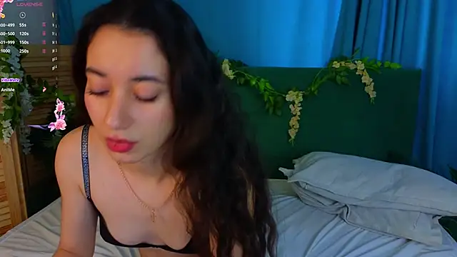 BettyMaldonado online show from February 1, 7:18 am