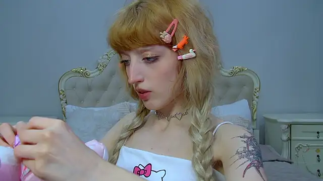 MistyMarlo online show from April 19, 6:21 pm