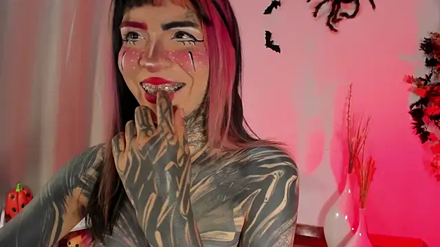 Nickidoll66- online show from October 18, 5:21 am