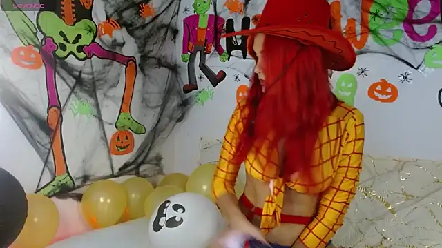 Carolinagarcia12345 online show from November 5, 3:23 am