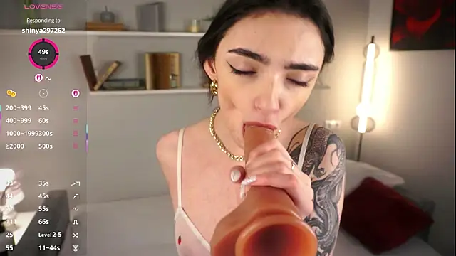 Morena Dolce online show from September 29, 4:28 am