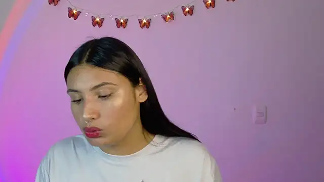 Linda andrew online show from March 18, 4:23 pm