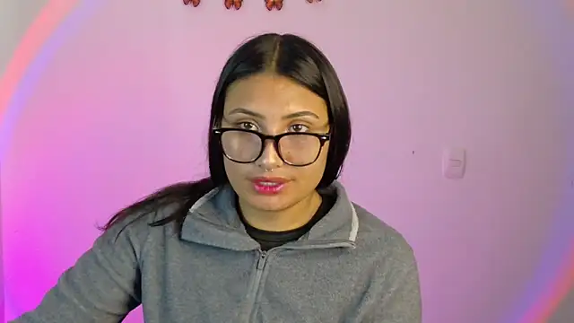 Linda andrew online show from March 31, 4:51 pm