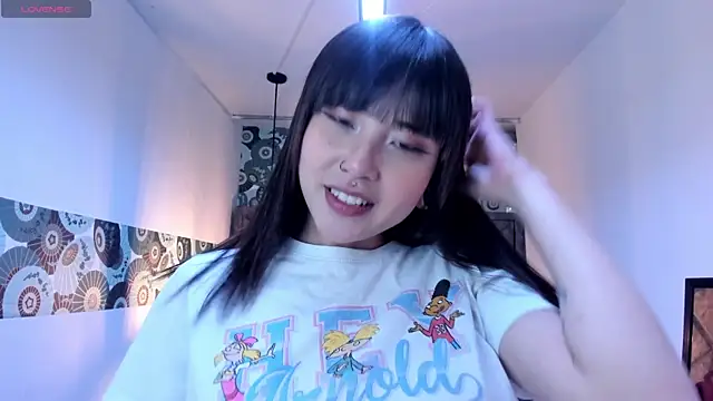 Hanna Lee   online show from October 14, 5:37 pm