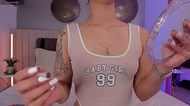 NaishaFord 1 online show from January 17, 4:20 am