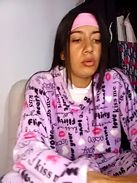 Madow Lu online show from September 29, 1:00 am