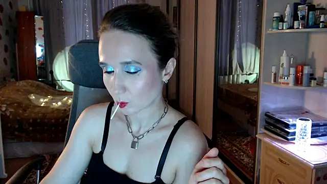 ClassyInna online show from December 3, 9:11 am