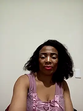 SEXYMOANSXX online show from November 4, 8:25 pm