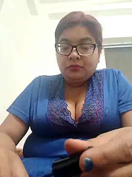 Elie couple143 online show from January 16, 6:59 pm