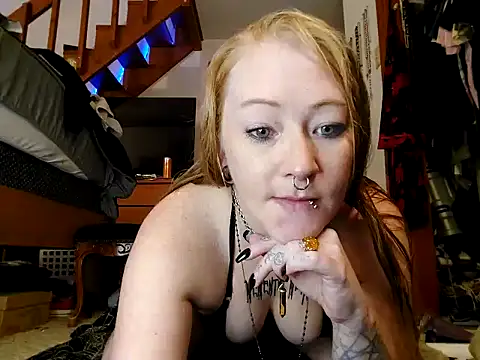 Lilith LeStrange666 online show from September 12, 5:20 pm