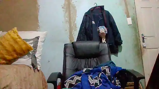 Nicky52 online show from April 3, 4:27 pm