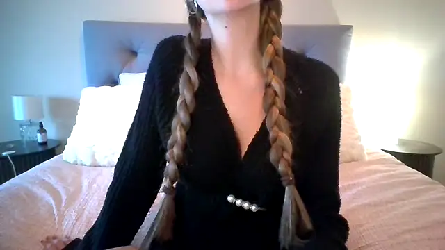 TaylorWest62 online show from October 21, 12:53 pm