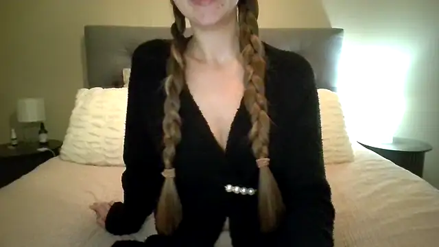 TaylorWest62 online show from November 6, 4:46 pm