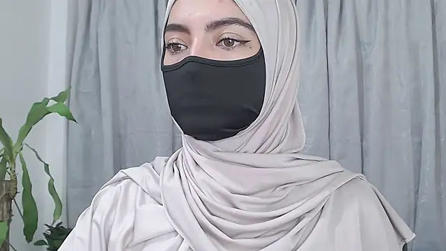 jade nassar online show from February 20, 12:31 am