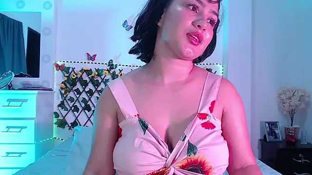 daisy girll online show from October 16, 11:02 am