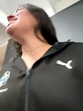 Alyha Cortes online show from October 16, 2:52 pm