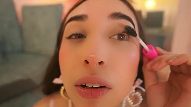 LoonaNyx online show from September 24, 11:53 am