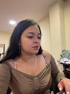 Emily Rivers  online show from March 4, 1:39 pm