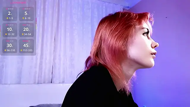 Kiara Dream online show from March 20, 9:30 pm