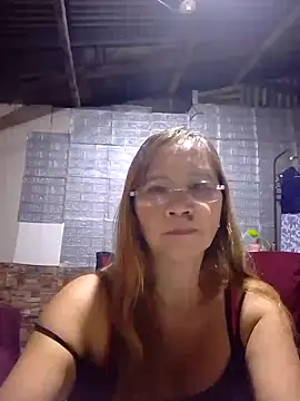 SexyHottMom online show from September 23, 9:40 am