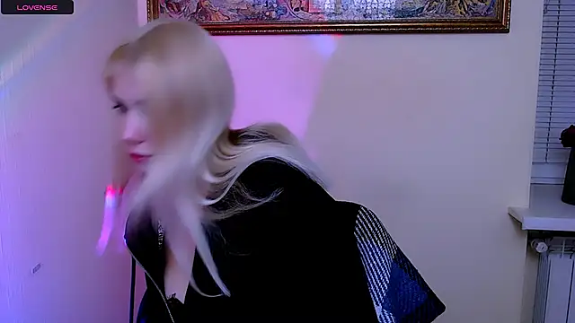 AliceHotty  online show from February 5, 1:47 pm