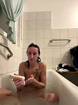 Emilia Mausi online show from November 6, 8:26 pm