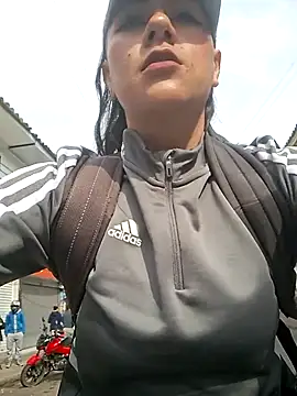 CAROLINE  07 online show from March 3, 1:50 pm