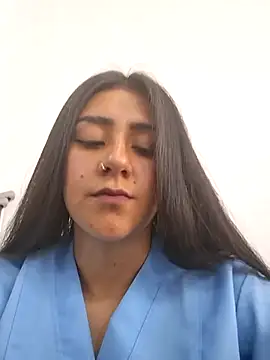 CAROLINE  07 online show from January 12, 2:00 pm