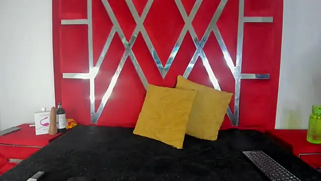 noa roseasm online show from April 11, 9:29 pm