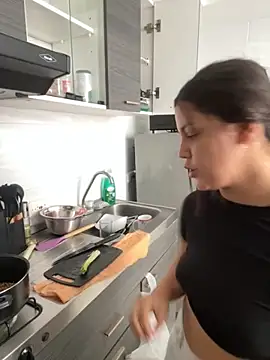 lunita sweet5 online show from December 3, 3:47 pm