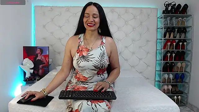 yury m2  online show from October 15, 3:20 am