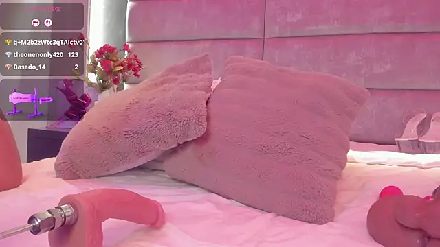 SophiieEvanss online show from September 24, 5:06 am